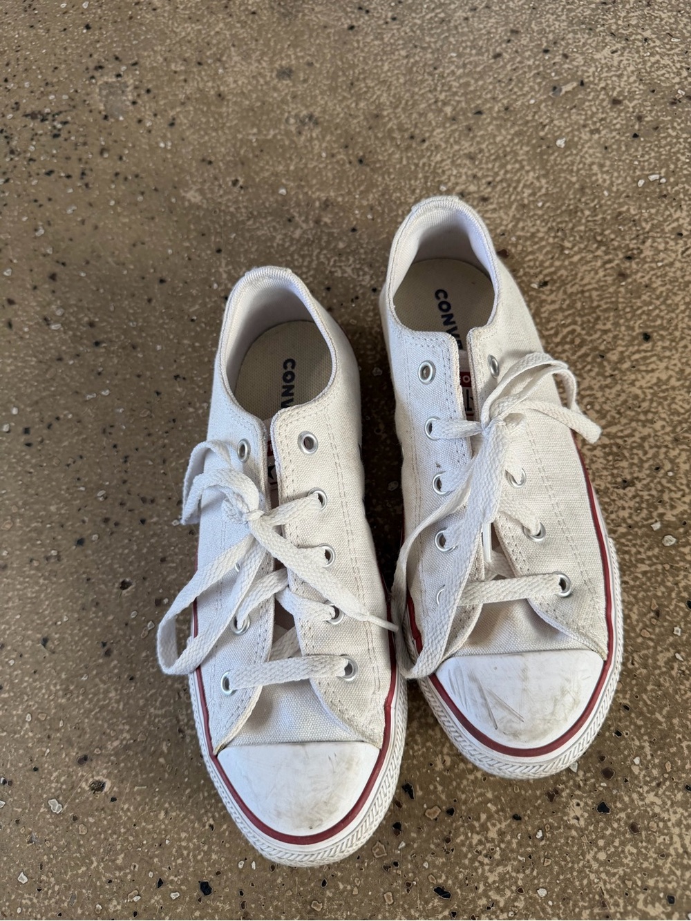 Converse All Star Chuck Taylor Canvas Low Top, Classic Sneaker - US SIZE 3